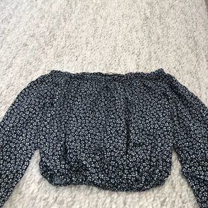 Brandy Melville long sleeve off the shoulder top